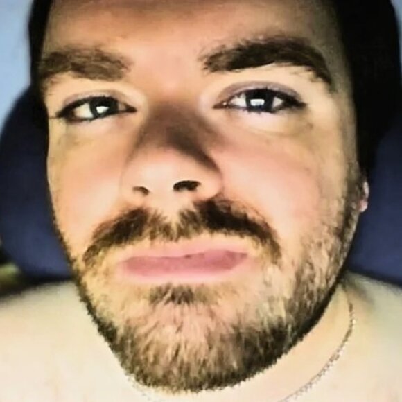 Meet your Posher, Richard - Picture 1 of 1